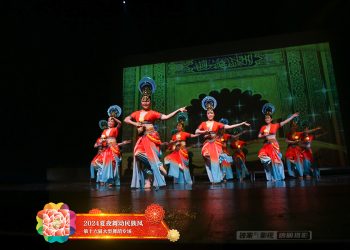 【视频】《远古的呼唤》多伦多华星艺术团