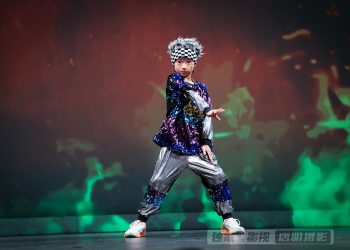 【视频】《Super》Nathaneil Lin