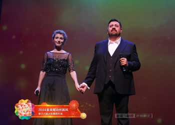 【视频】男女声二重唱《永不孤独》Romulo Delgado & Hillary Tufford