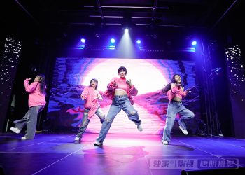 【视频】K-POP《Pink Hoodie》