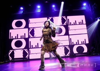 【视频】 《Sports car》| 演出：Ella Li