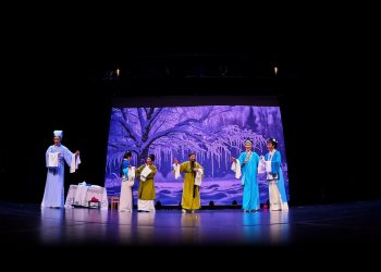 【视频】《五女拜寿》第六场：走绝路苦尽甜来