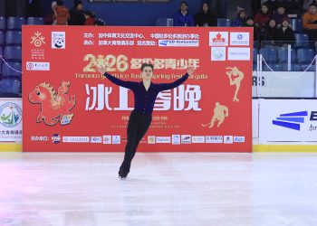 【视频】男单花滑《Fly Me to the Moon》| 演出：Roman Sadovsky