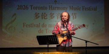 【视频】吉他弹唱《我爱你中国》| 演出：Chairman George Sapounidis