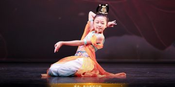 【视频】中国舞《敦煌深处》| 演出：蔓玲舞蹈学校